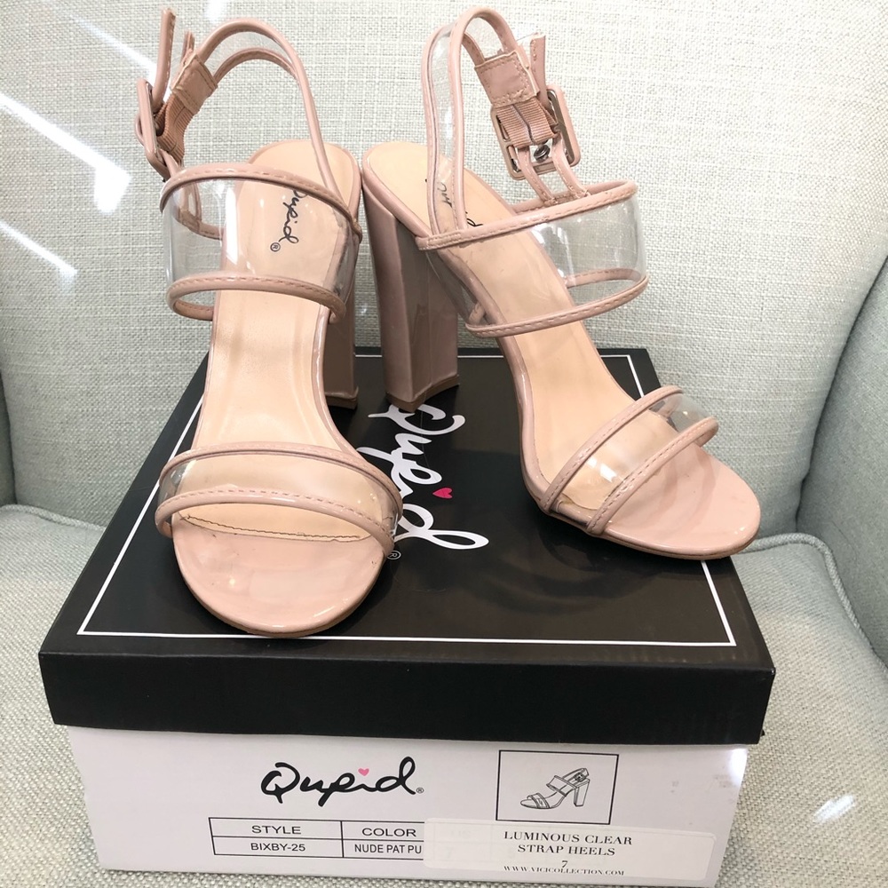Strappy block heel sandal